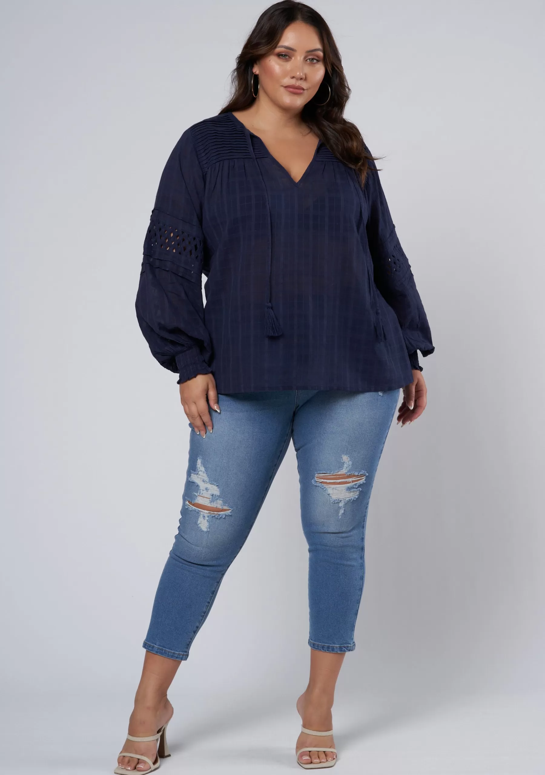 Curve Project Shirts & Blouses>Auralie Long Sleeve Blouse