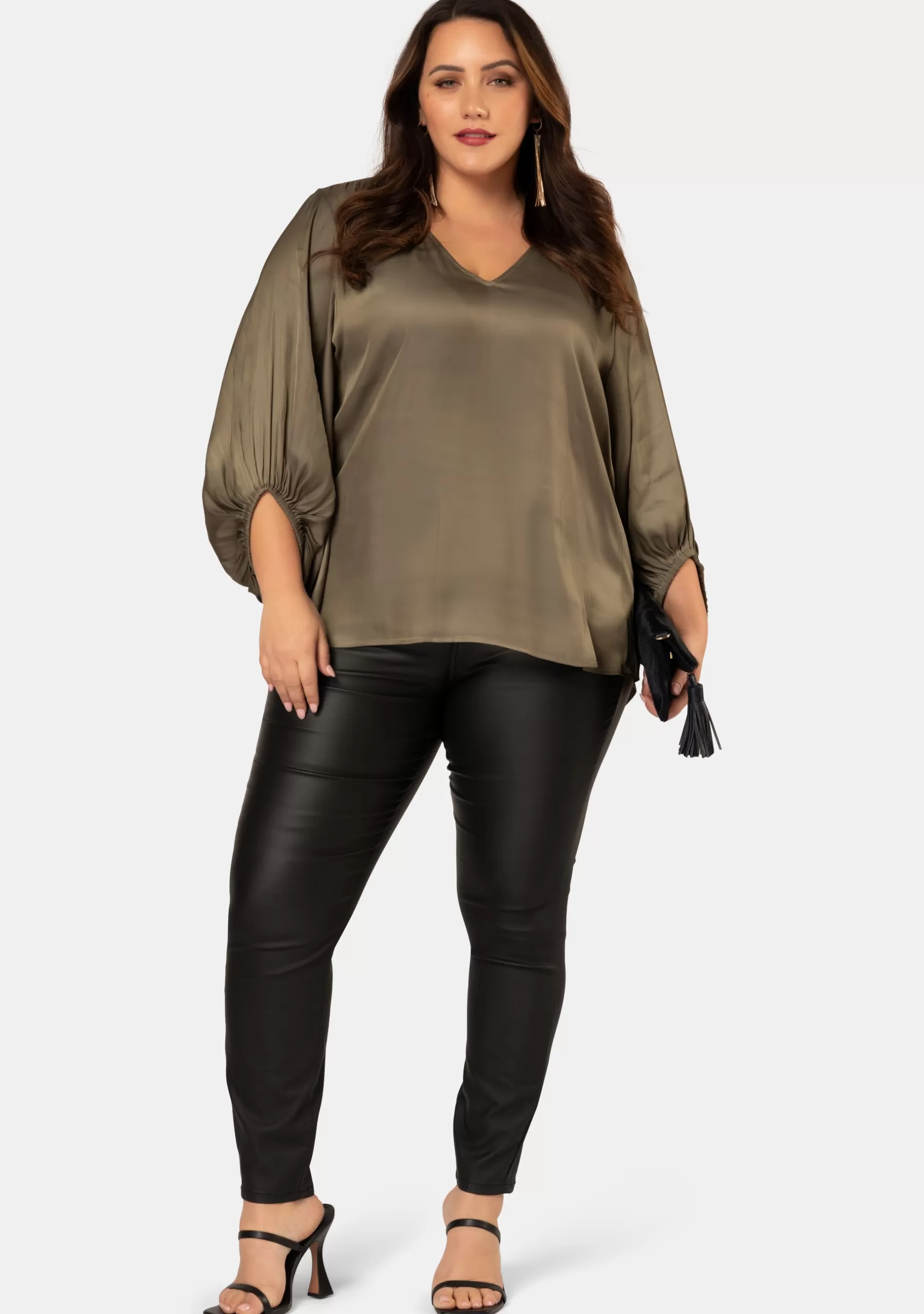 Curve Project Shirts & Blouses>Bed Of Roses Blouse