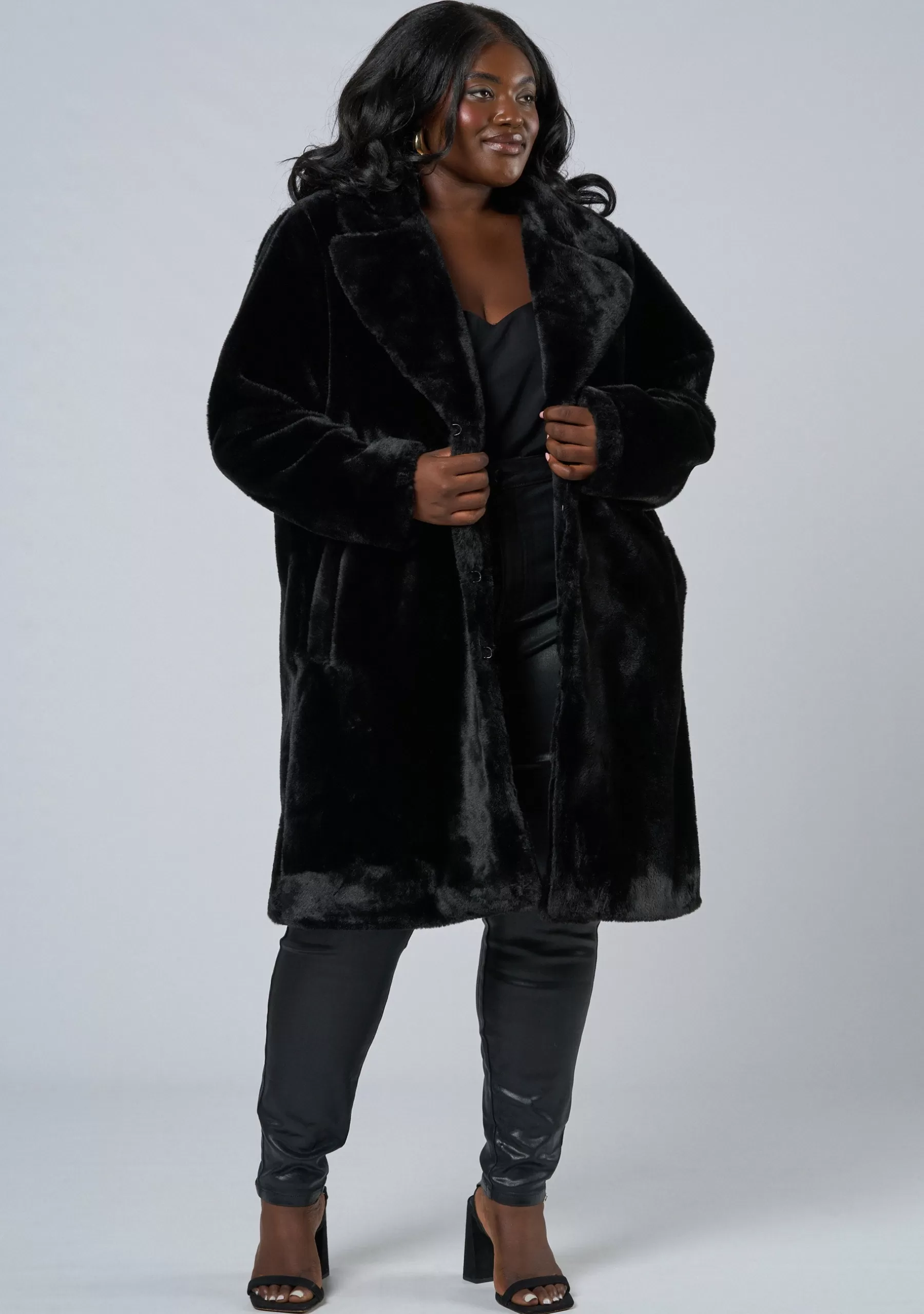 Curve Project Jackets & Coats>Canned Heat Fur Coat