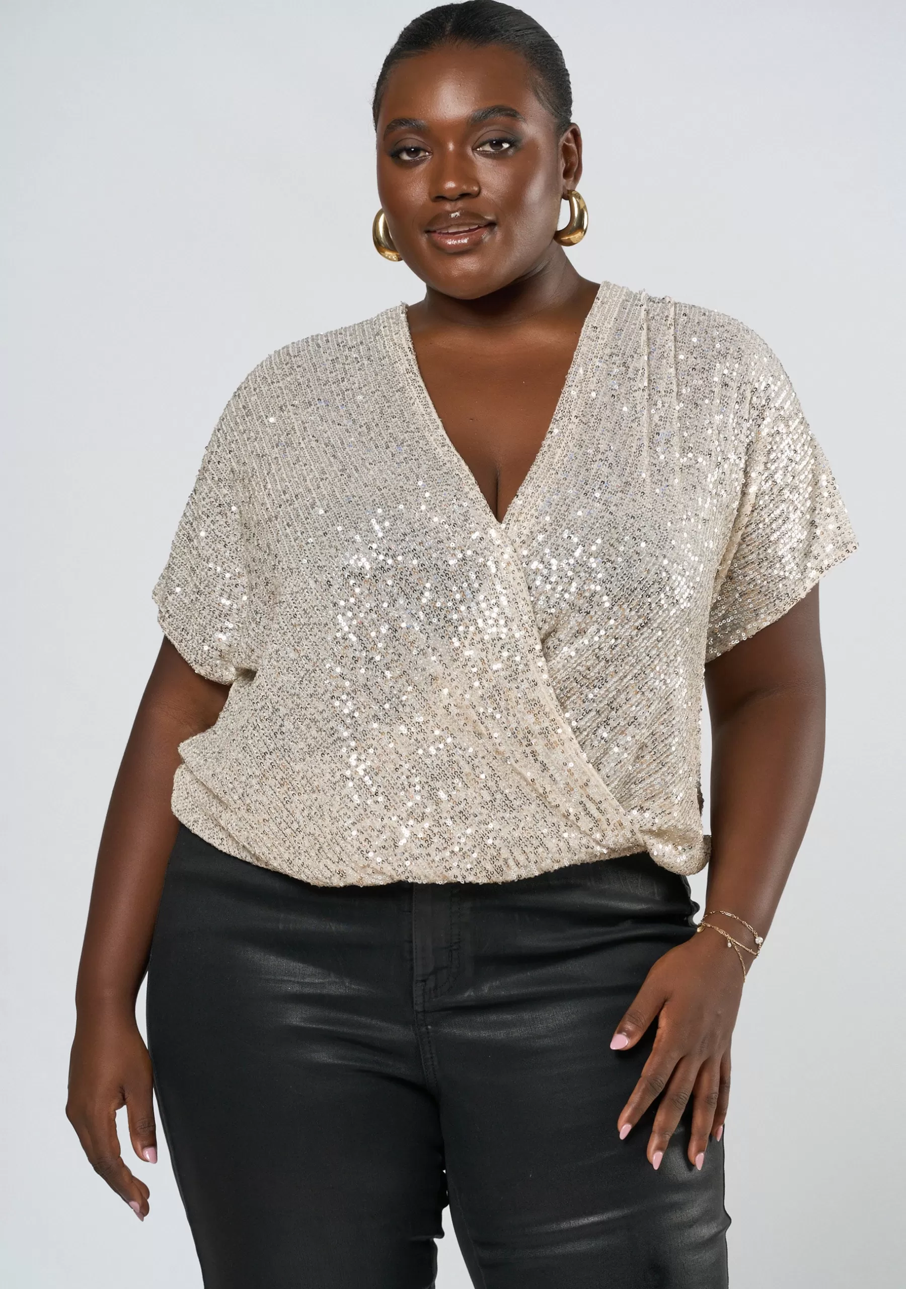 Curve Project Shirts & Blouses>Flashy Sequin Top