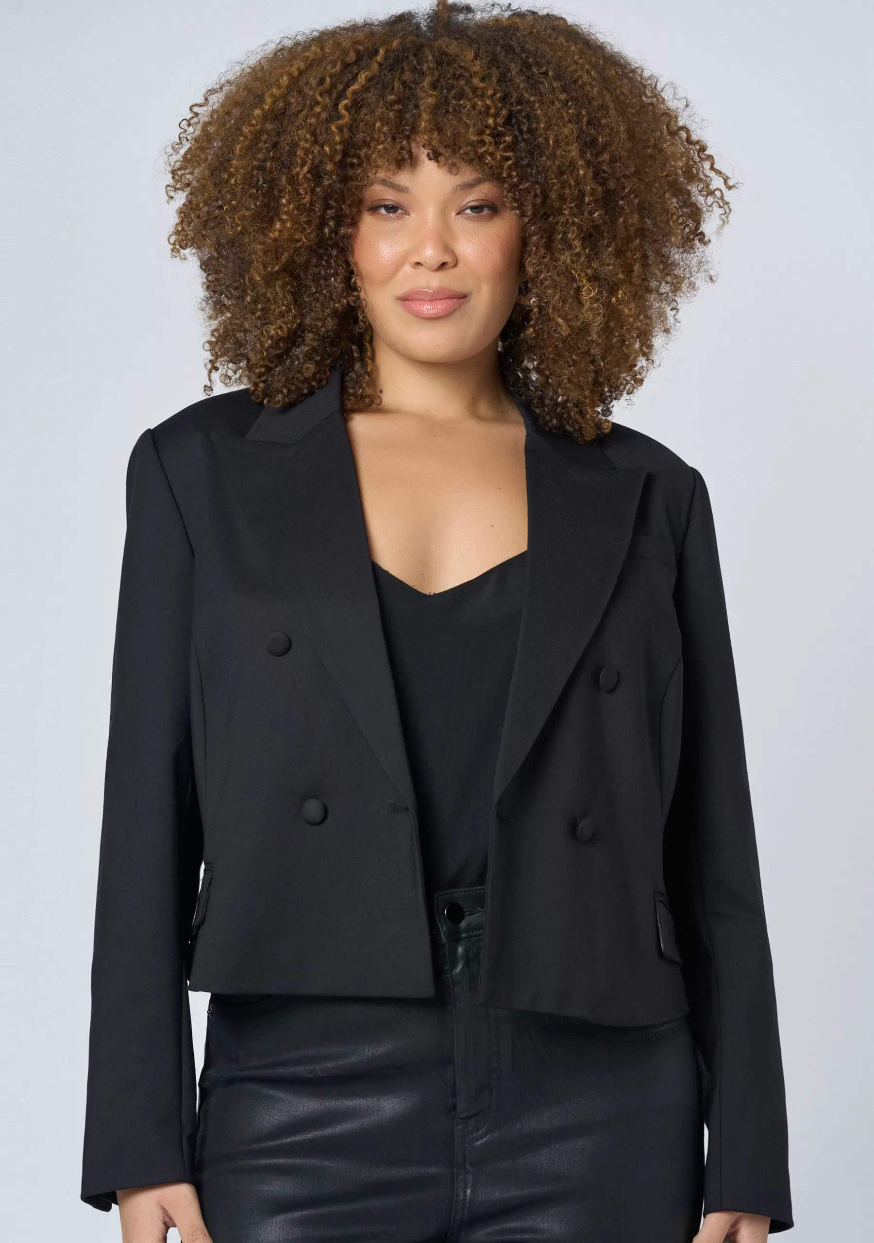 Curve Project Jackets & Coats | Blazers>Gimme More Cropped Blazer
