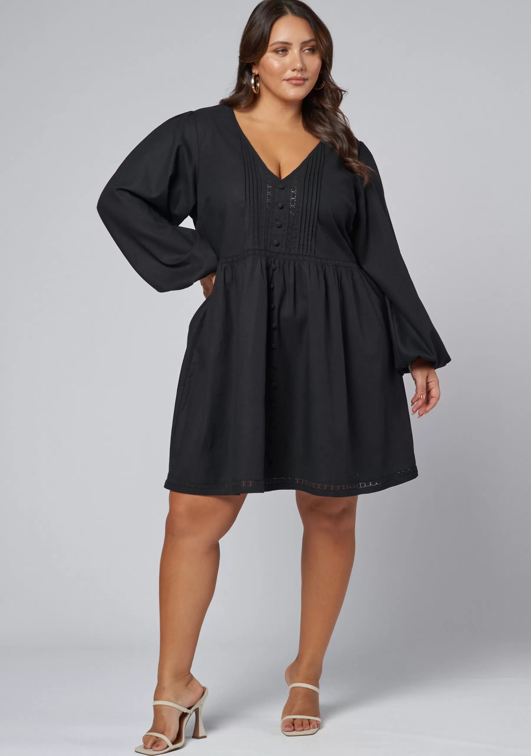 Curve Project Mini Dresses>Lia Linen Mini Dress