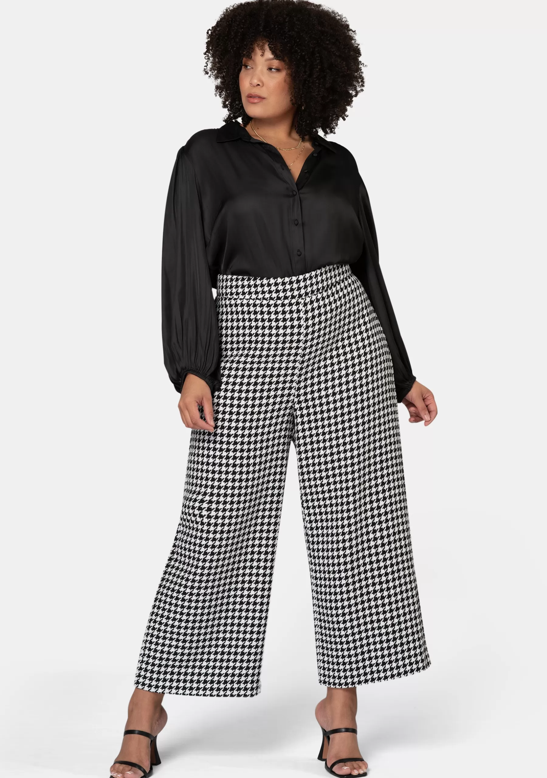 Curve Project Shirts & Blouses>Loren Satin Shirt