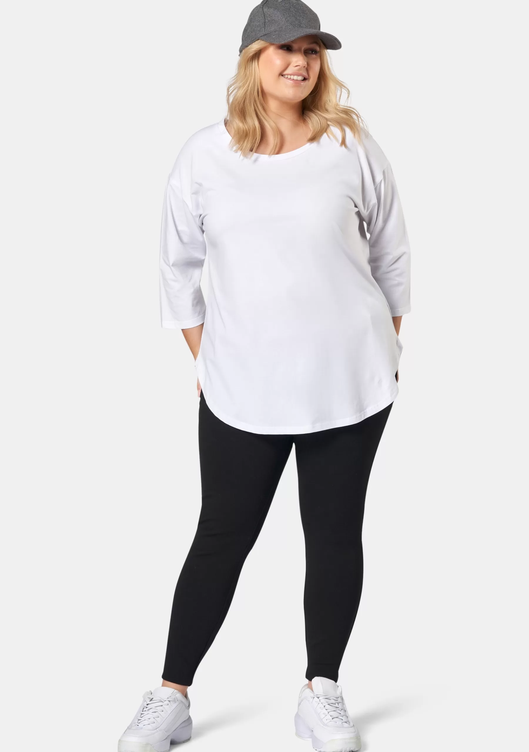 Curve Project T-Shirts>Luna 3/4 Sleeve Tee