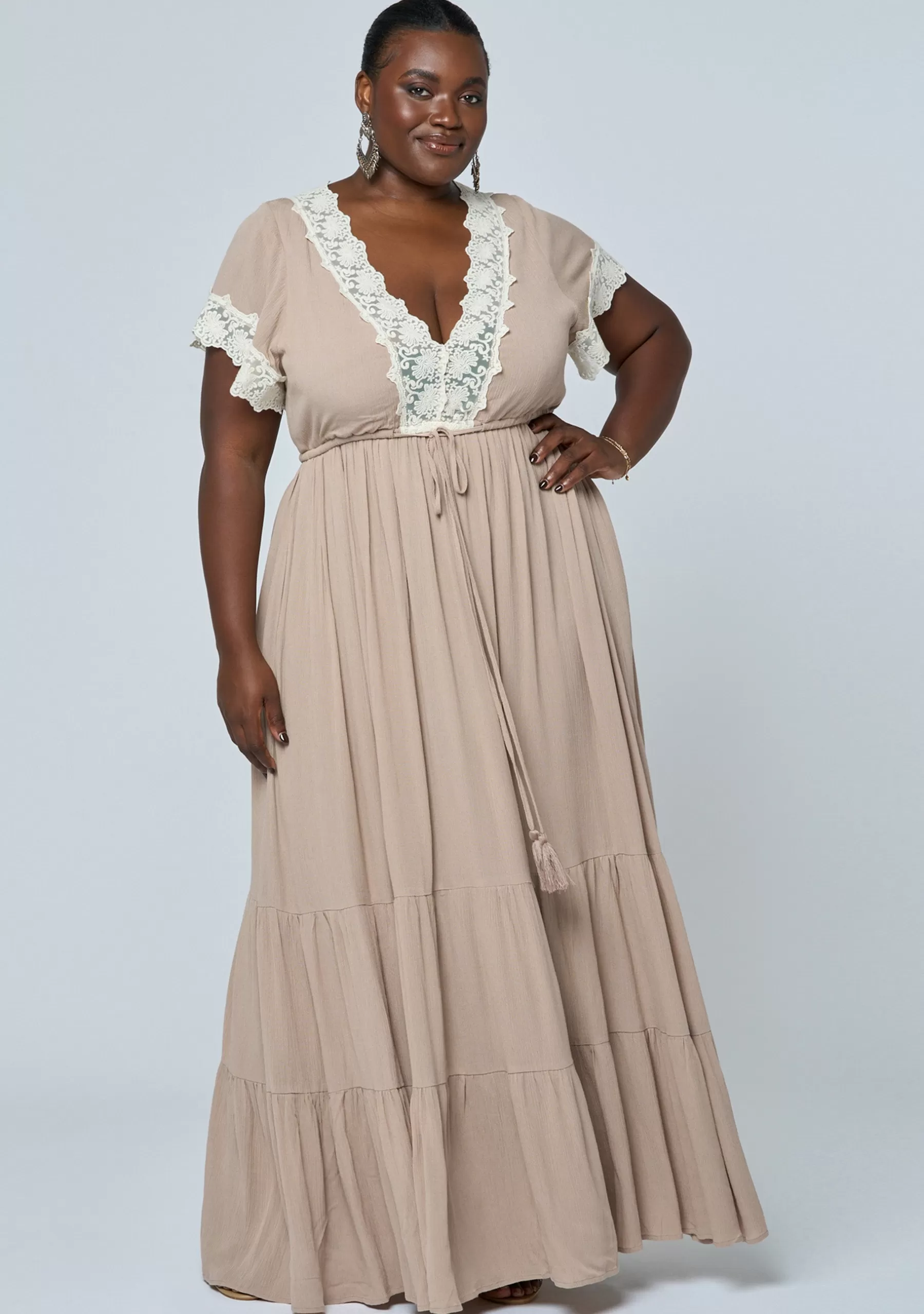 Curve Project Boho Dresses | Maxi Dresses>Mysticism Lace Maxi Dress