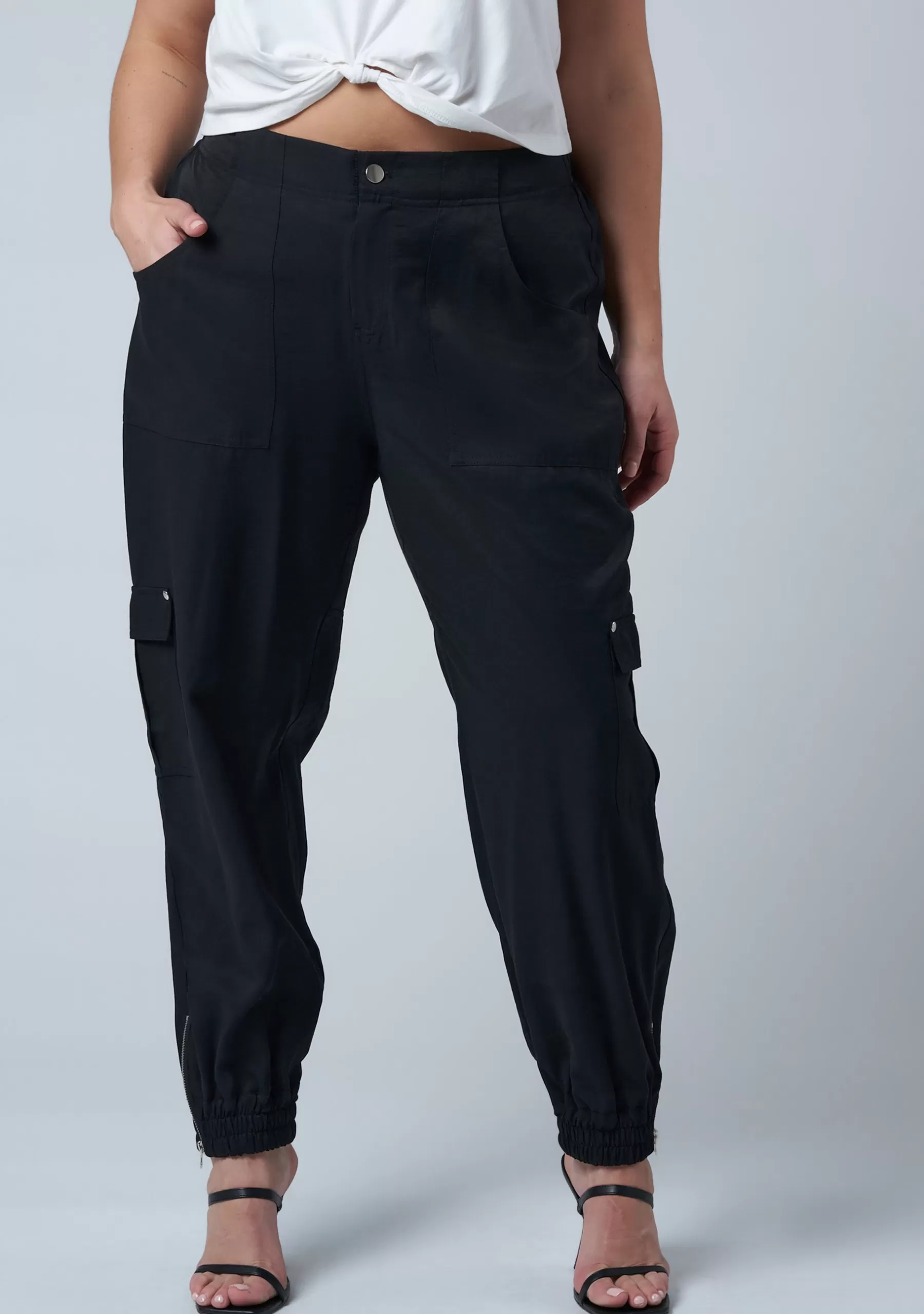 Curve Project Pants>Off Duty Cargo Pants